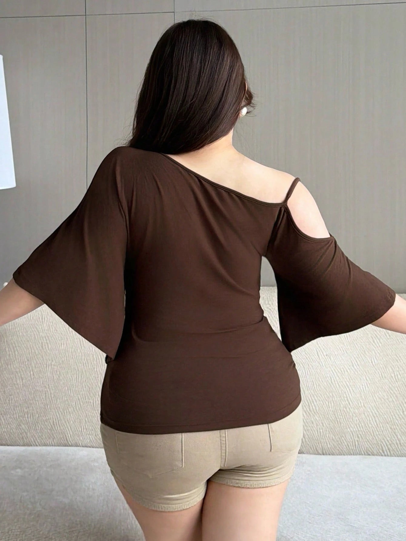 Dazy Plus Solid Color Slim Fit Open Shoulder Design Bell Sleeve Half Sleeve Elegant Brown Plus Size Women Spring Summer Autumn T-Shirt