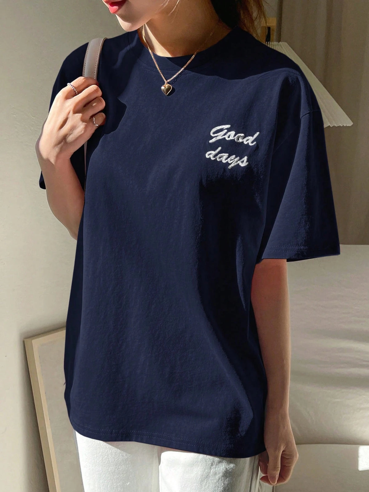 DAZY Women Embroidered Letter Short Sleeve T-Shirt Summer