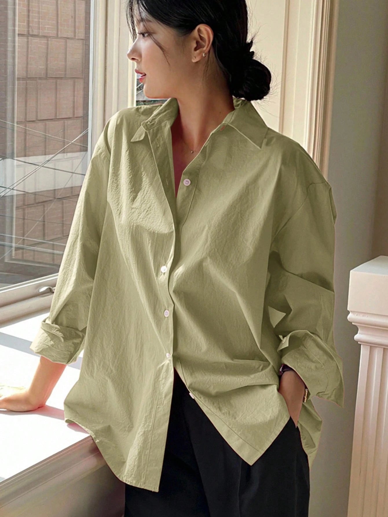DAZY Women's Solid Color Long Sleeve Single-Breasted Casual Loose Shirt