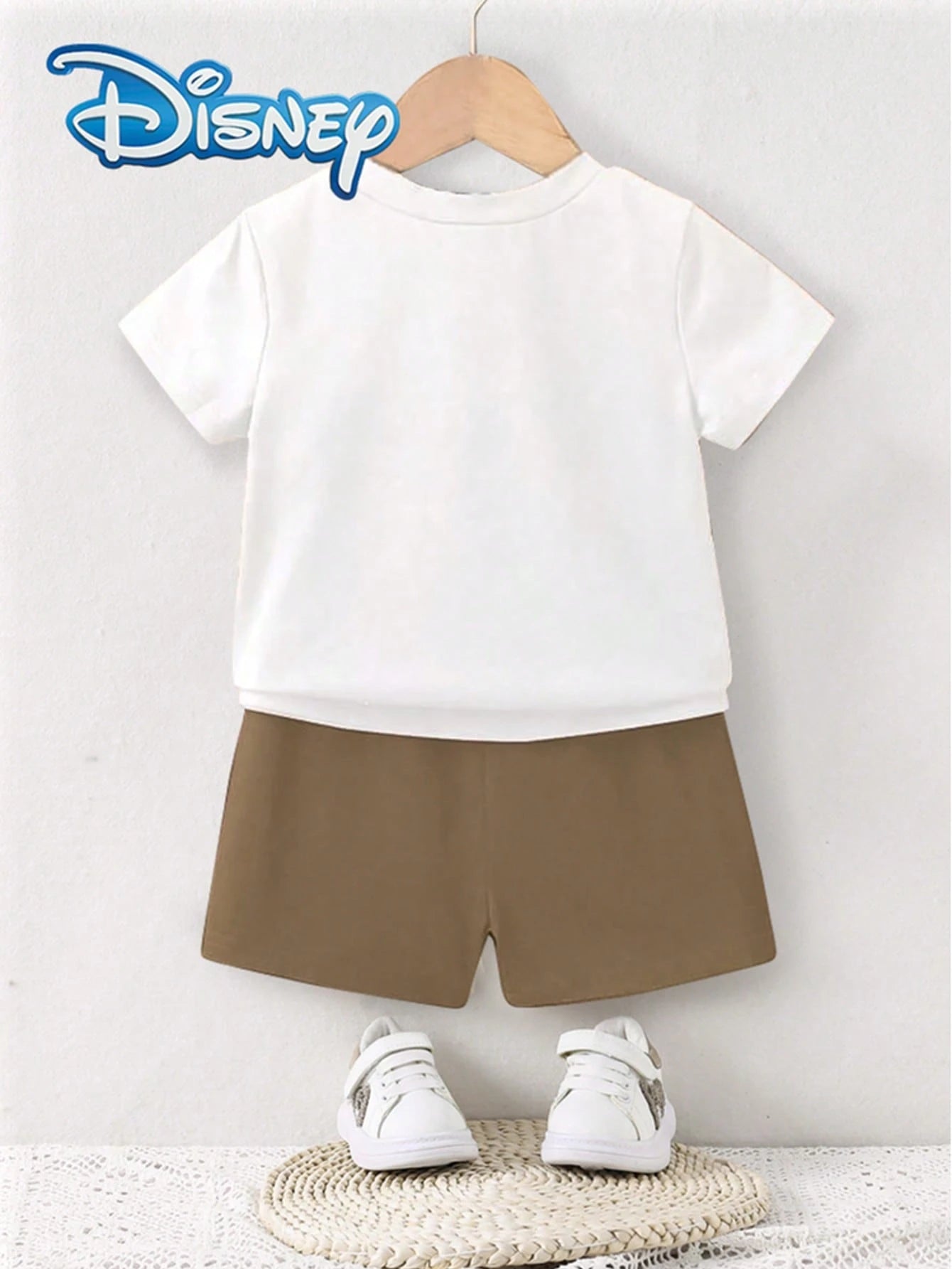 Disney Baby Boys 2-Piece Set, Graphic Short Sleeve Top And Solid Color Shorts, All-Match Vacation Outfit For Children, Cute Leopard Print & Letter Graphic T-Shirt And Elastic Waist Shorts