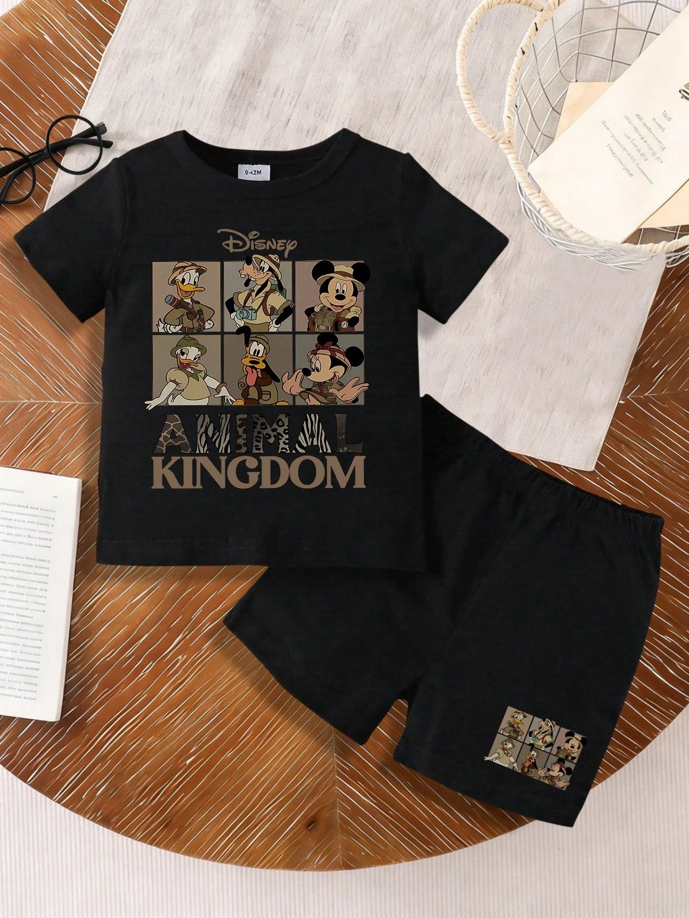Disney Baby Boys 2-Piece Set, Graphic Short Sleeve Top And Solid Color Shorts, All-Match Vacation Outfit For Children, Cute Leopard Print & Letter Graphic T-Shirt And Elastic Waist Shorts