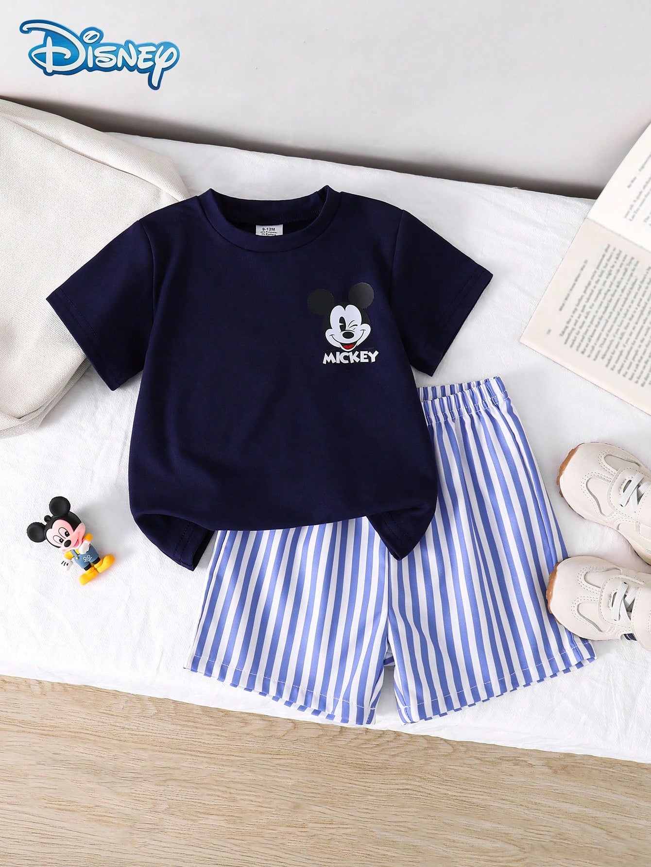 Disney Summer Baby Boy Mickey Wink Print Cute Short Sleeve Royal Blue T-Shirt & Vertical Striped Blue And White Colorblock Shorts Set, Cartoon Pattern, Slightly Elastic, Suitable For Infants And Newbo