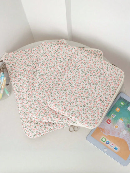 Ditsy Floral Quilted Laptop Sleeve/Bag For 10/11", 13/14", 15/15.6" Laptop, Shock-Absorbing Inner Lining, Korean StyleGift For Valentine's Day, Elevate The Valentine's Day Vibe