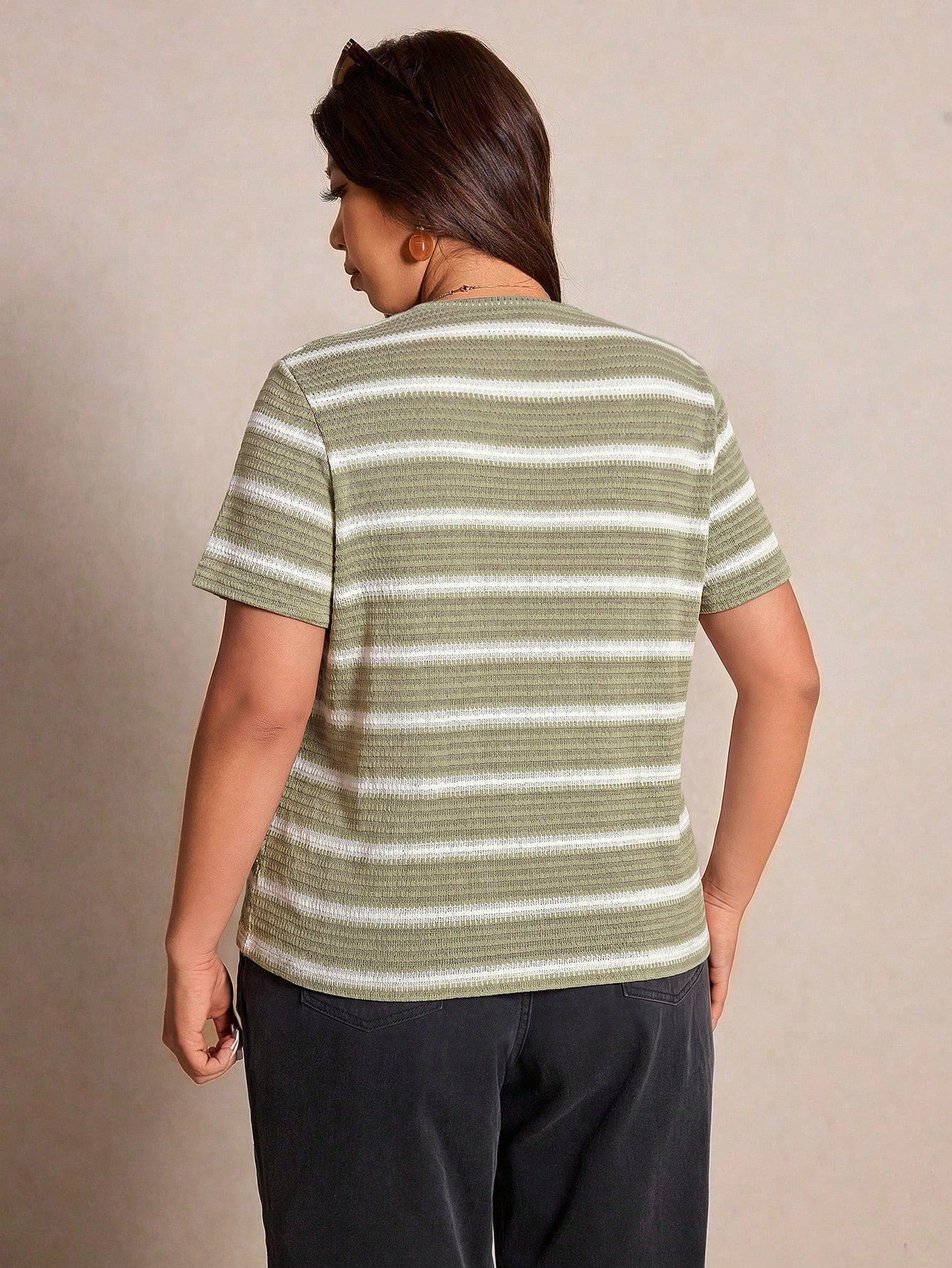 Elaquor Plus Size Women Summer Casual Minimalist Striped T-Shirt Casual Striped T-Shirt For Women