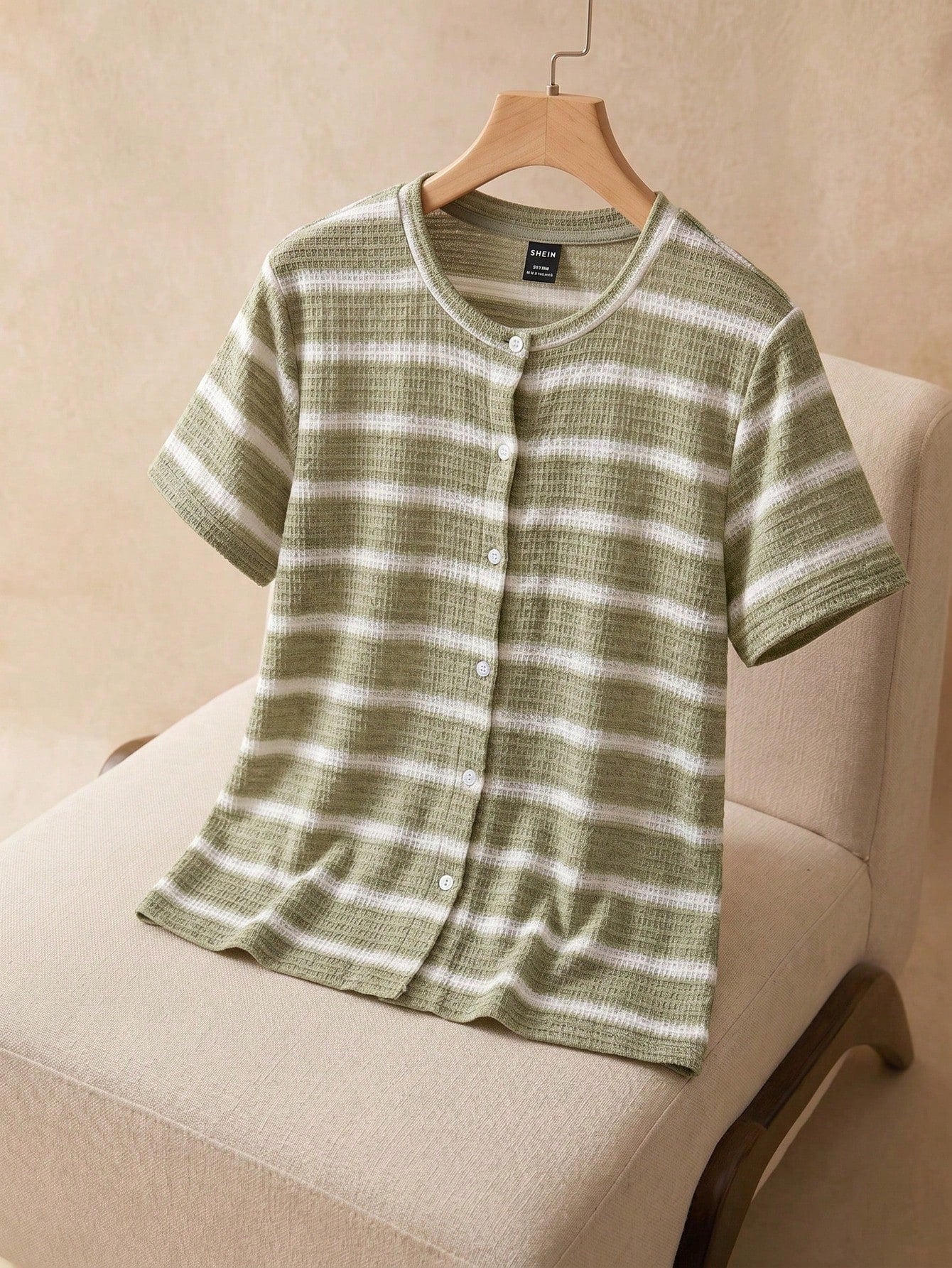 Elaquor Plus Size Women Summer Casual Minimalist Striped T-Shirt Casual Striped T-Shirt For Women