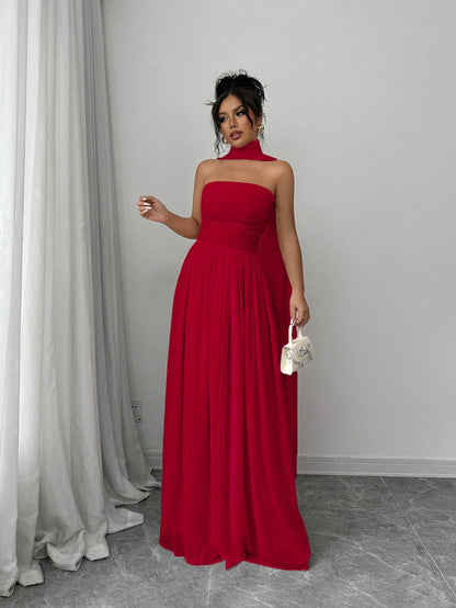 Elenzga 1pc Women Solid Color Halter Dress With Pleated Detail, Elegant Sleeveless Long Dress Maxi Women Outfit