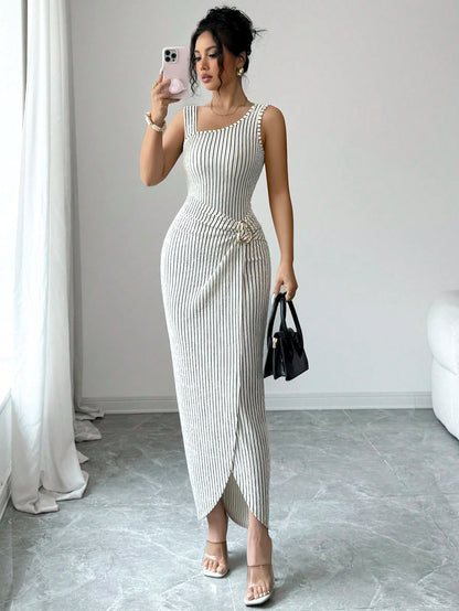 Elenzya Summer Elegant Women's Black And White Checkered Striped Sleeveless Dress,Side Metal Buckle Asymmetric Strap Long Dress For Brunch
