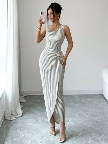 Elenzya Summer Elegant Women's Black And White Checkered Striped Sleeveless Dress,Side Metal Buckle Asymmetric Strap Long Dress For Brunch