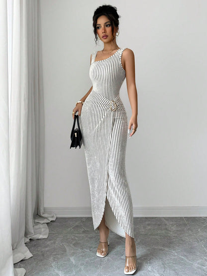 Elenzya Summer Elegant Women's Black And White Checkered Striped Sleeveless Dress,Side Metal Buckle Asymmetric Strap Long Dress For Brunch
