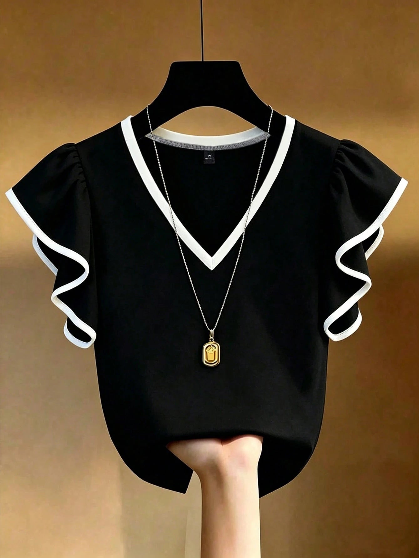 EMERY ROSE Plus Size French Elegant V-Neck Black & White Contrast Ruffle Trim Short Sleeve T-Shirt, Slim Fit Co