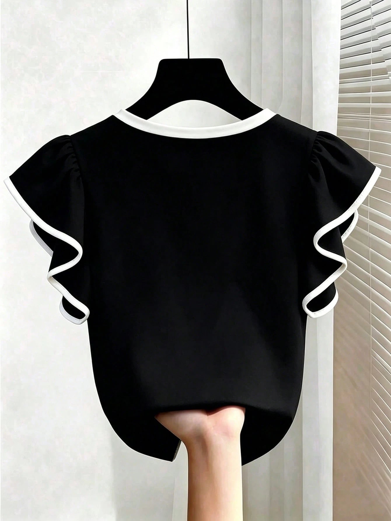 EMERY ROSE Plus Size French Elegant V-Neck Black & White Contrast Ruffle Trim Short Sleeve T-Shirt, Slim Fit Co