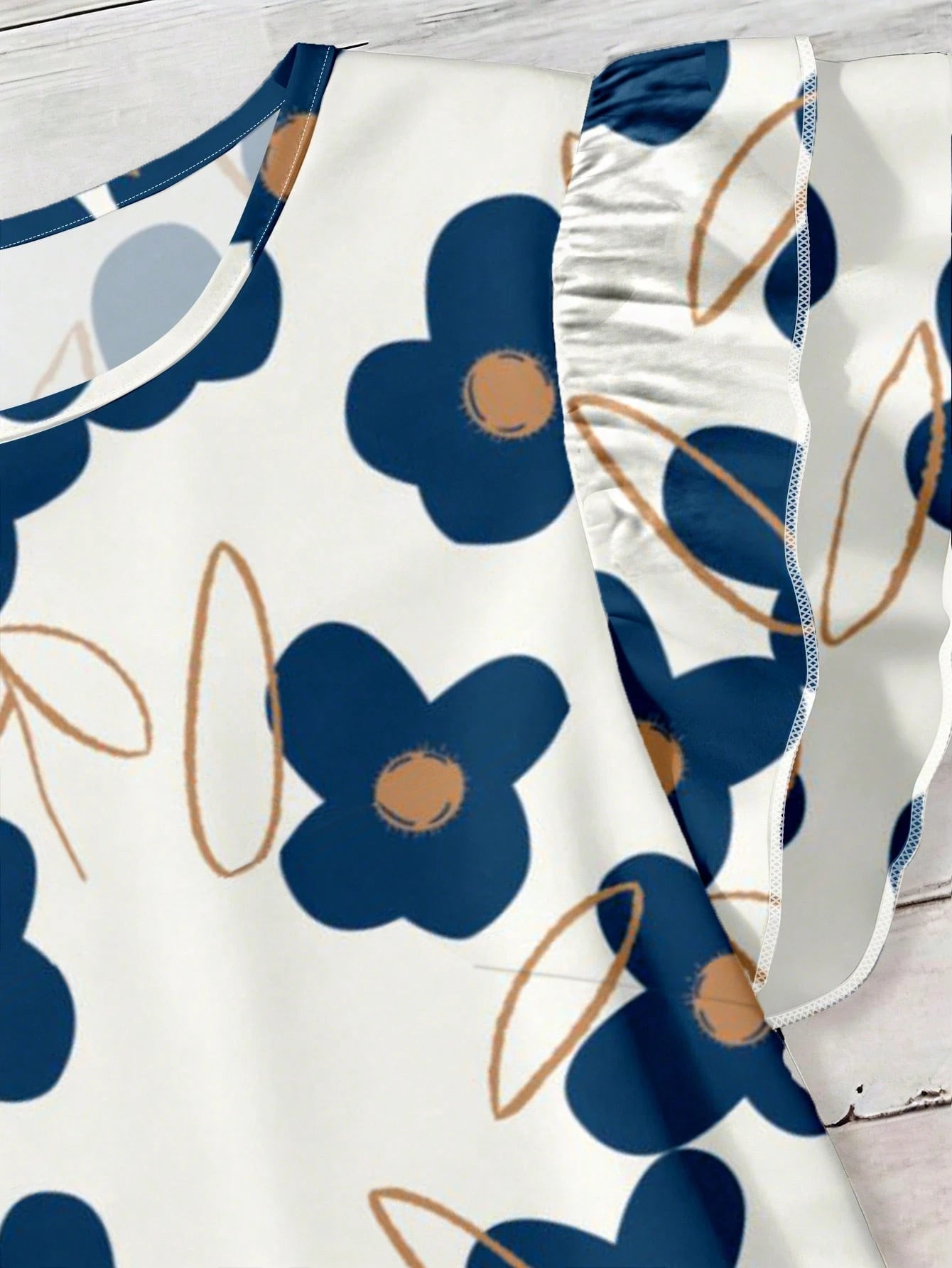 EMERY ROSE Plus Size Women Floral Print Round Neck Casual Versatile Daily Wear Shirt