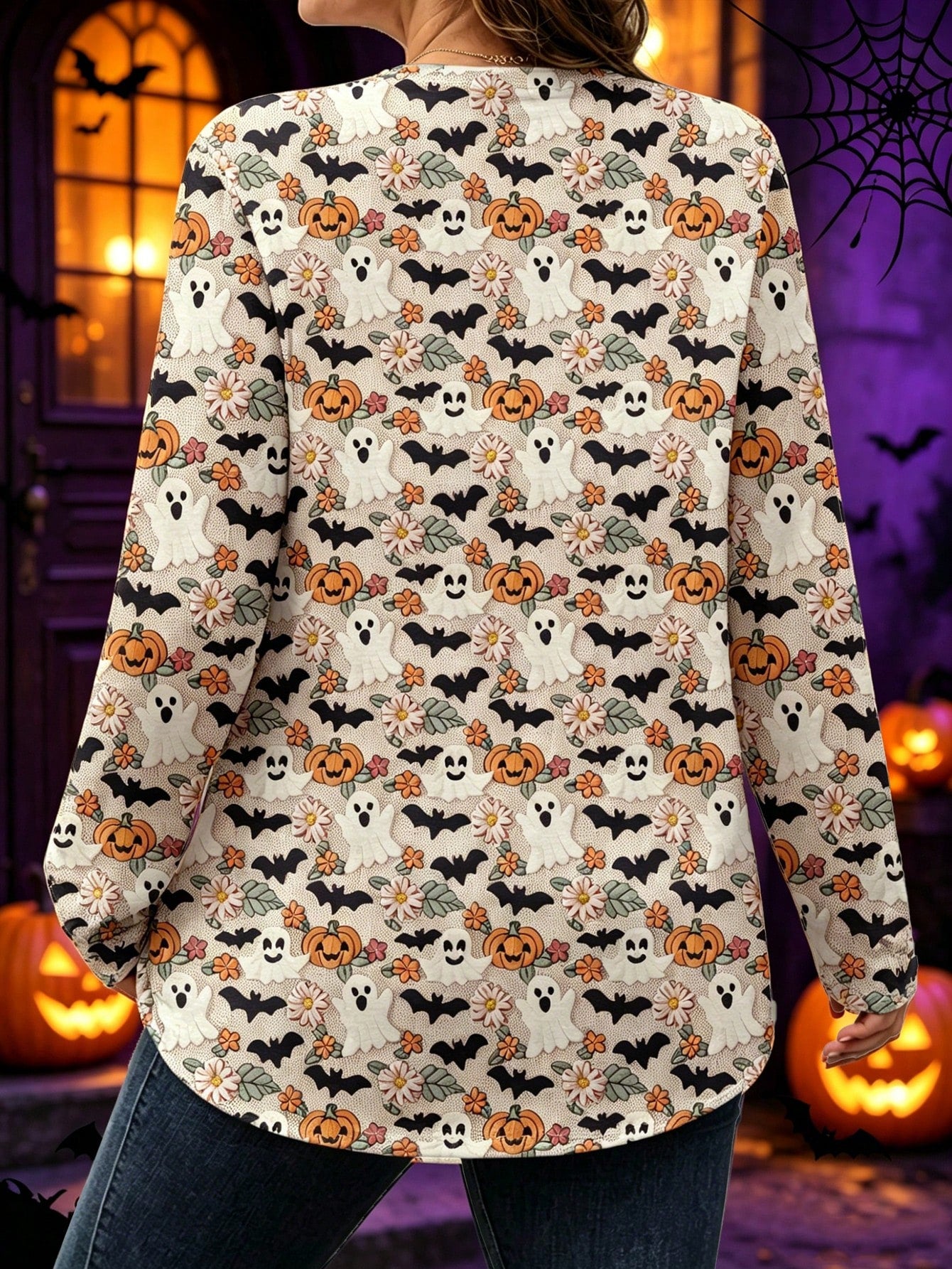 EMERY ROSE Women's Plus Size Beige Halloween Cute Ghost/Bat/Pumpkin Print Round Neck Long-Sleeve T-Shirt, Comfo Fall