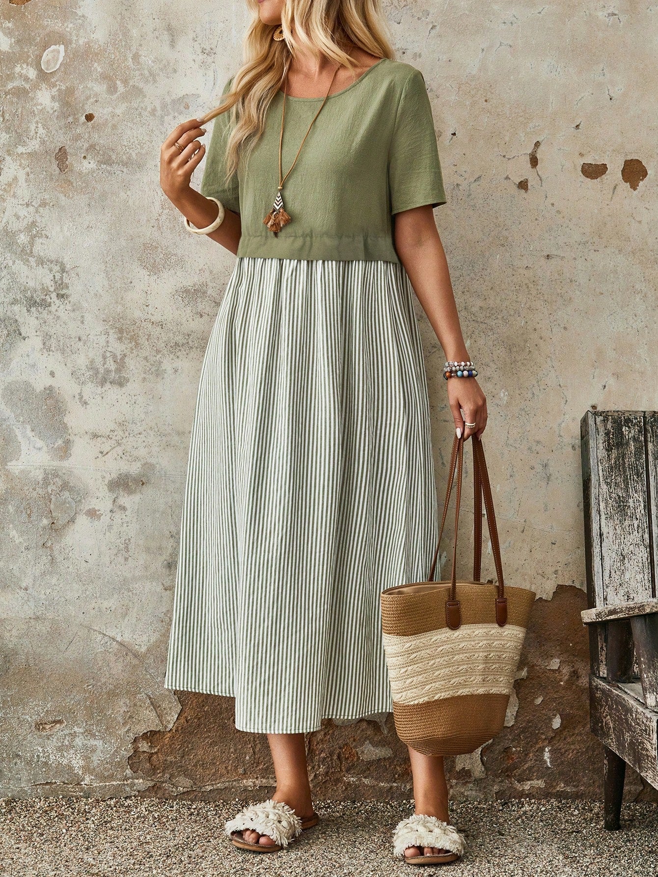 EMERY ROSE Women's Summer Stripe Round Neck Short Sleeve Casual Mid-Calf Dress