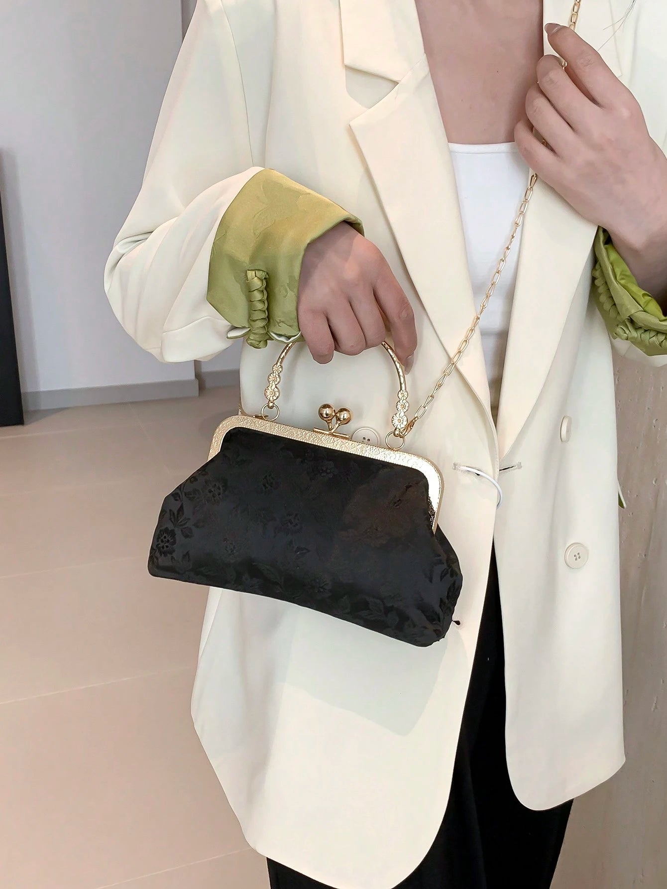 Fashionable Printed Clutch Bag, Elegant Handbag For Party & Casual Wear, Random Pattern Design