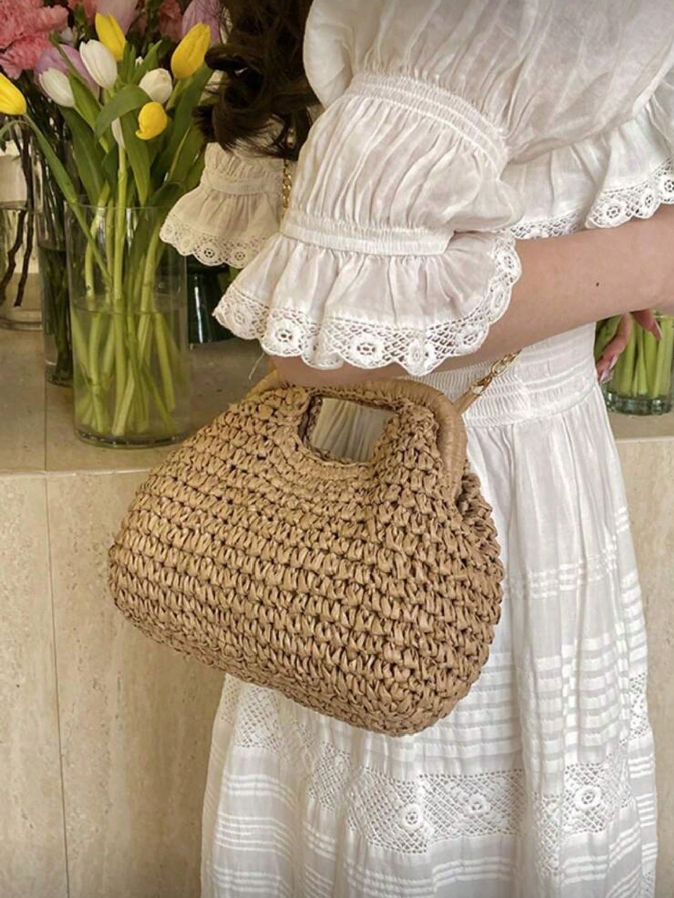 Fashionable Woven Straw Handbag, Elegant For Vacation And Travel, Stylish Top Handle Tote Bag, Khaki Color, Lightweight Zipper Pocket, Straw Bag