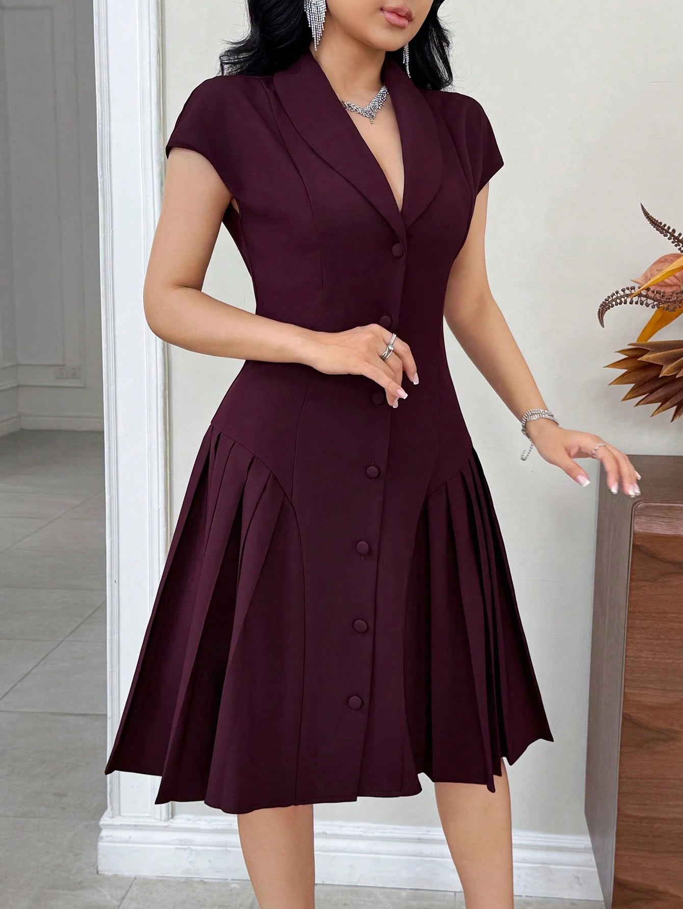 Feyla New Arrival Elegant Collared Waist Ruched Design Slimming Party Dress