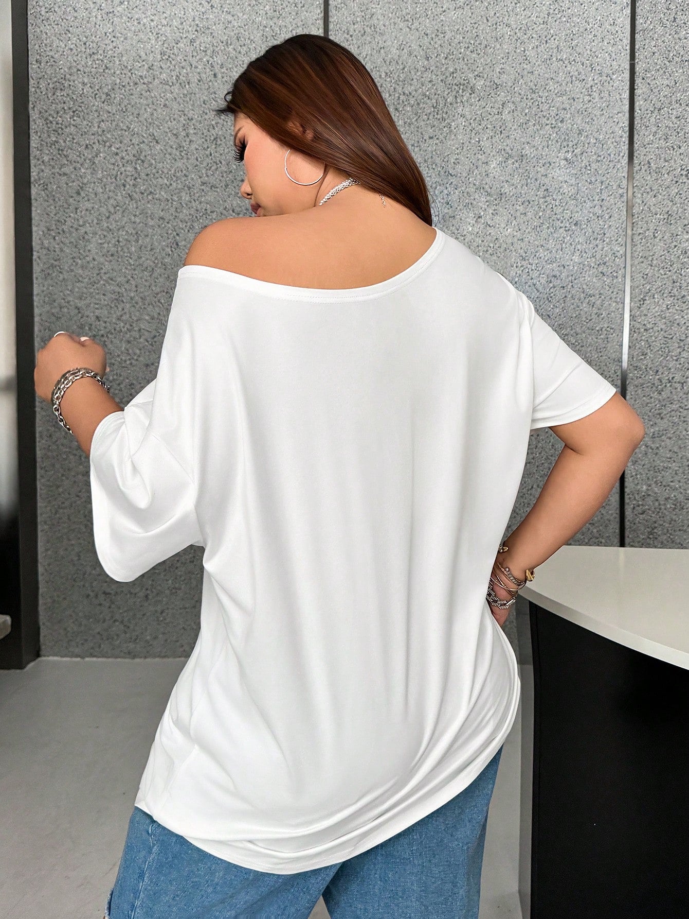Flirla 2pcs/Set Oblique Shoulder Loose T-Shirt,Asymmetric Shoulder Off-Shoulder T-Shirt, Plus Size Women's Top