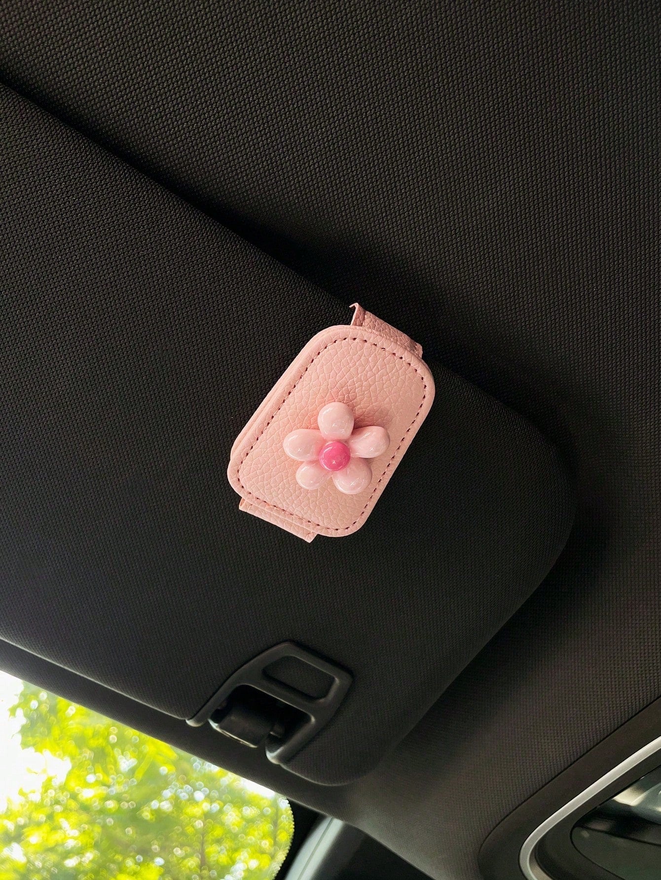 Flower Decor Car Visor Clip, Fashion Glasses Storage Holder With Magnetic Attachment