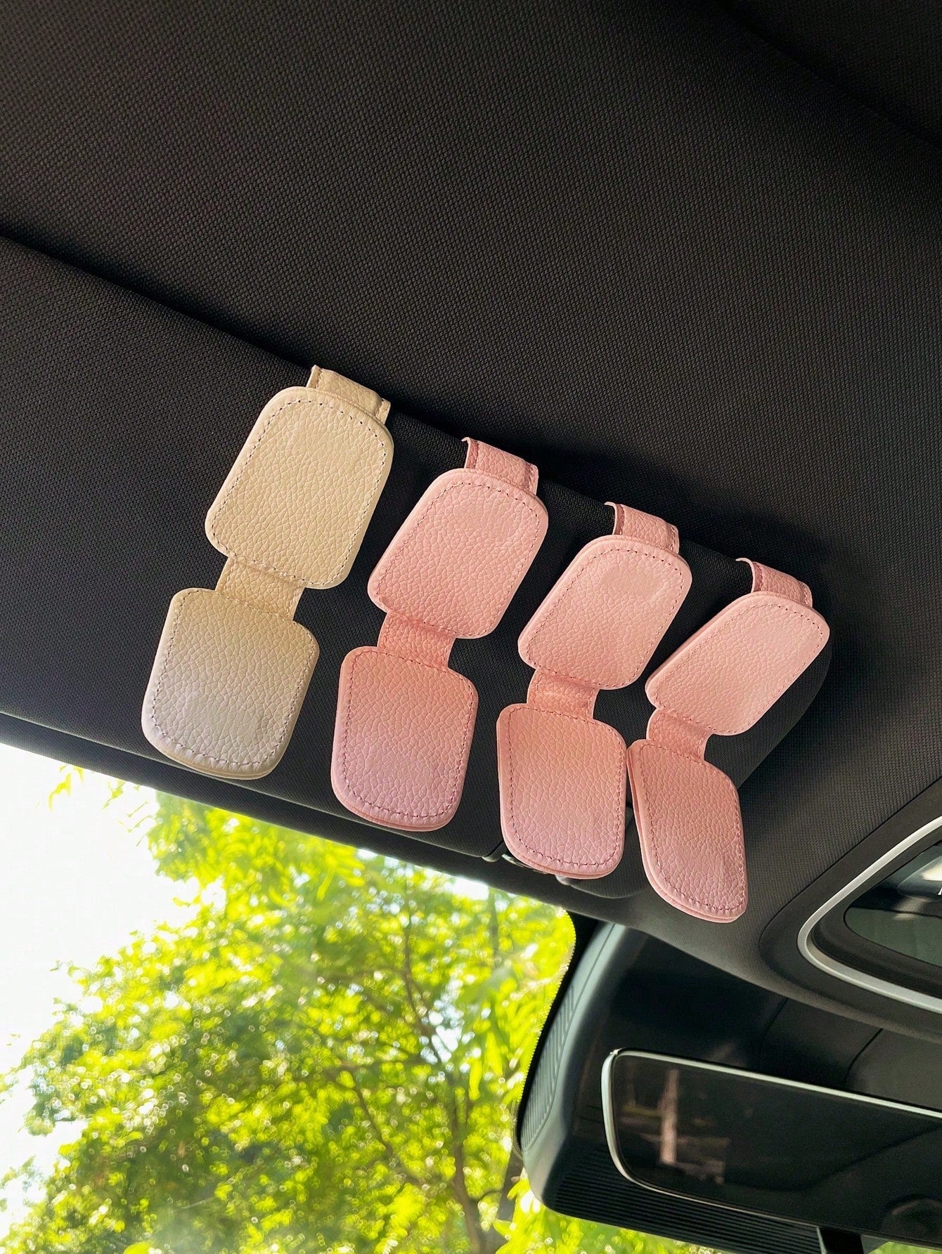 Flower Decor Car Visor Clip, Fashion Glasses Storage Holder With Magnetic Attachment
