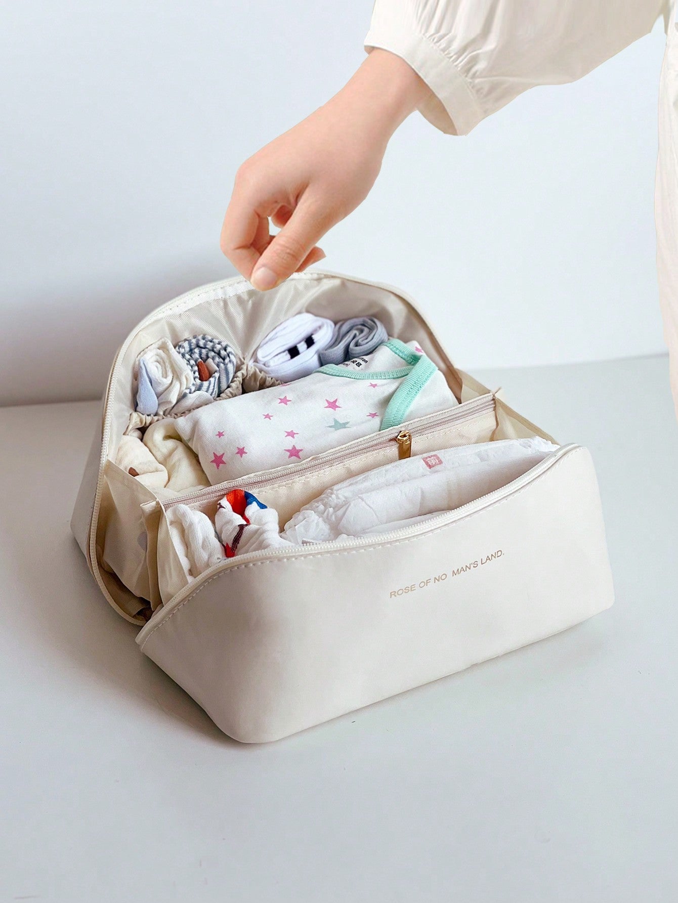 Foldable Travel Pillow Bag For Baby's Drool Bibs, Clothes, Accessories Storage, Mommy Bag