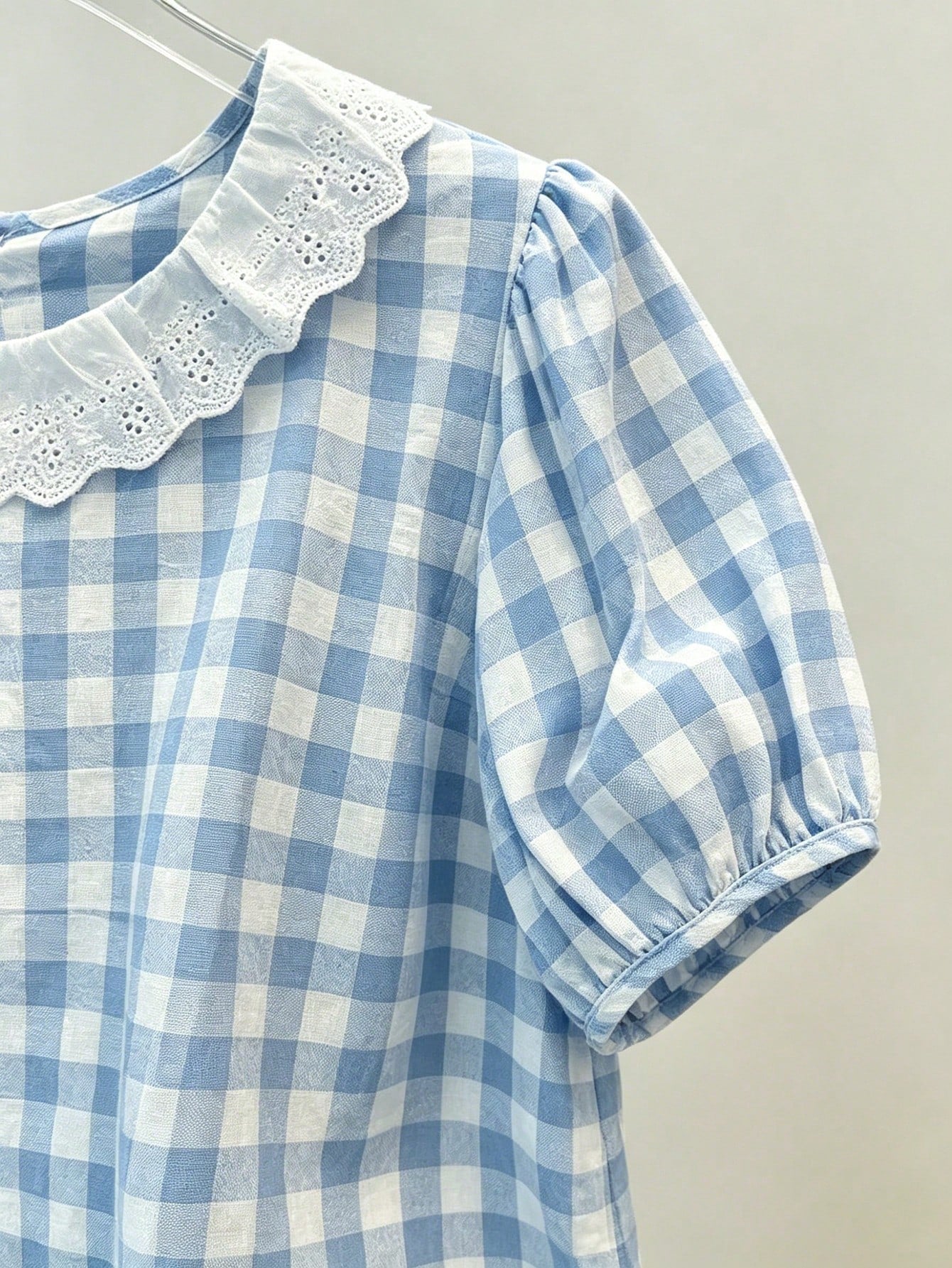 Franclia Cute Summer Picnic Vintage Gingham Blouse For Women,Lace Ruffle Peter Pan Collar Puff Sleeve Blue And White Plaid Shirt,Back Button Down Retro Top