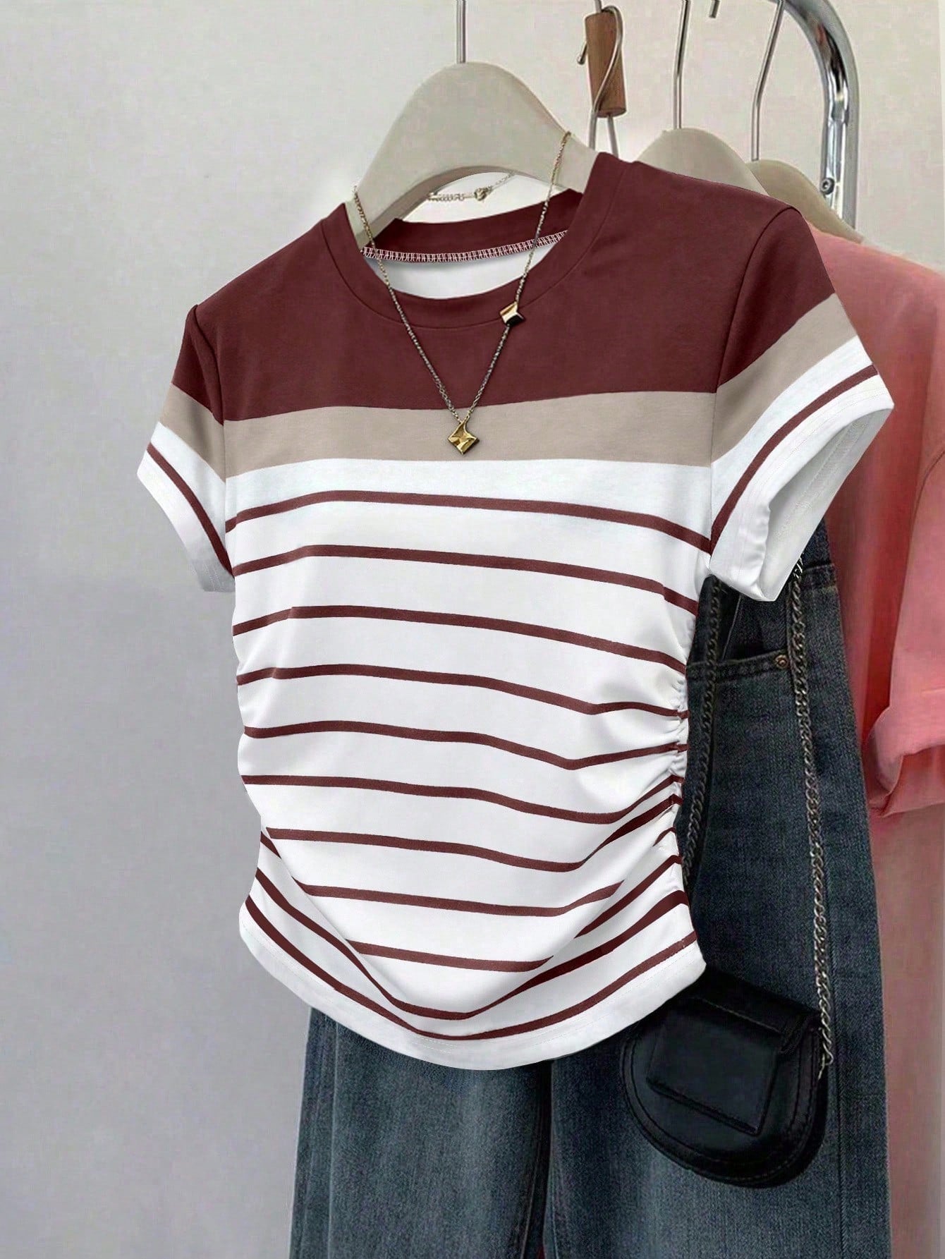 Franclia Plus Size Women's Summer Striped Print T-Shirt,Waist Cinched Smart Casual Tops,White Sequence,Vacation Stylish Comfortable Wear For Travel&Shopping