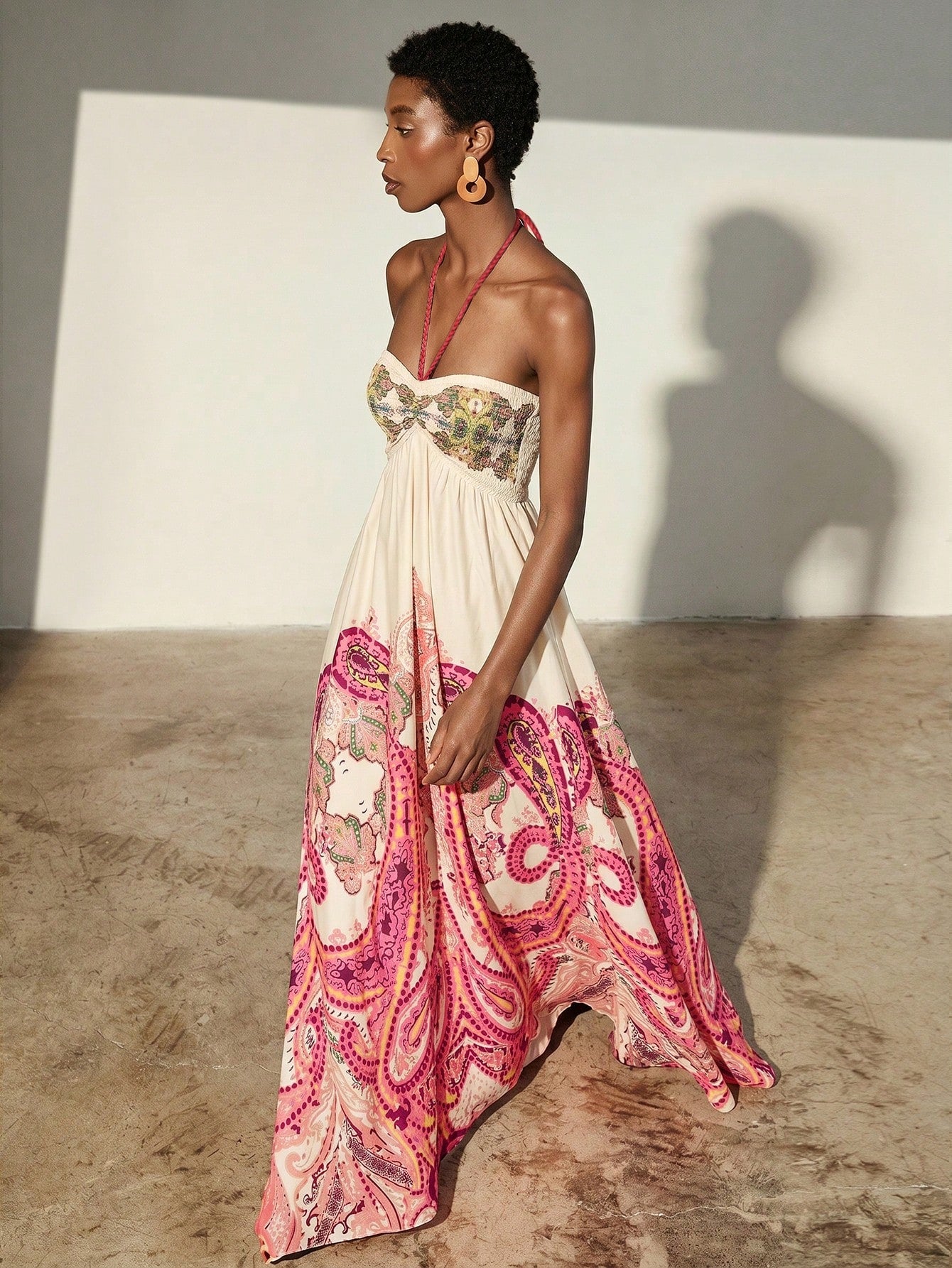 Frievida Chiffon Tie-Dye Print Halter Neck Tie-Up Sleeveless Vacation Dress