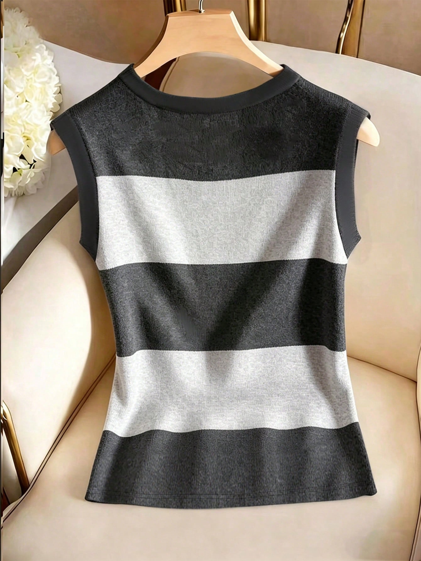 GlowEve Women's Contrast Color Round Neck Casual Versatile Tank Top