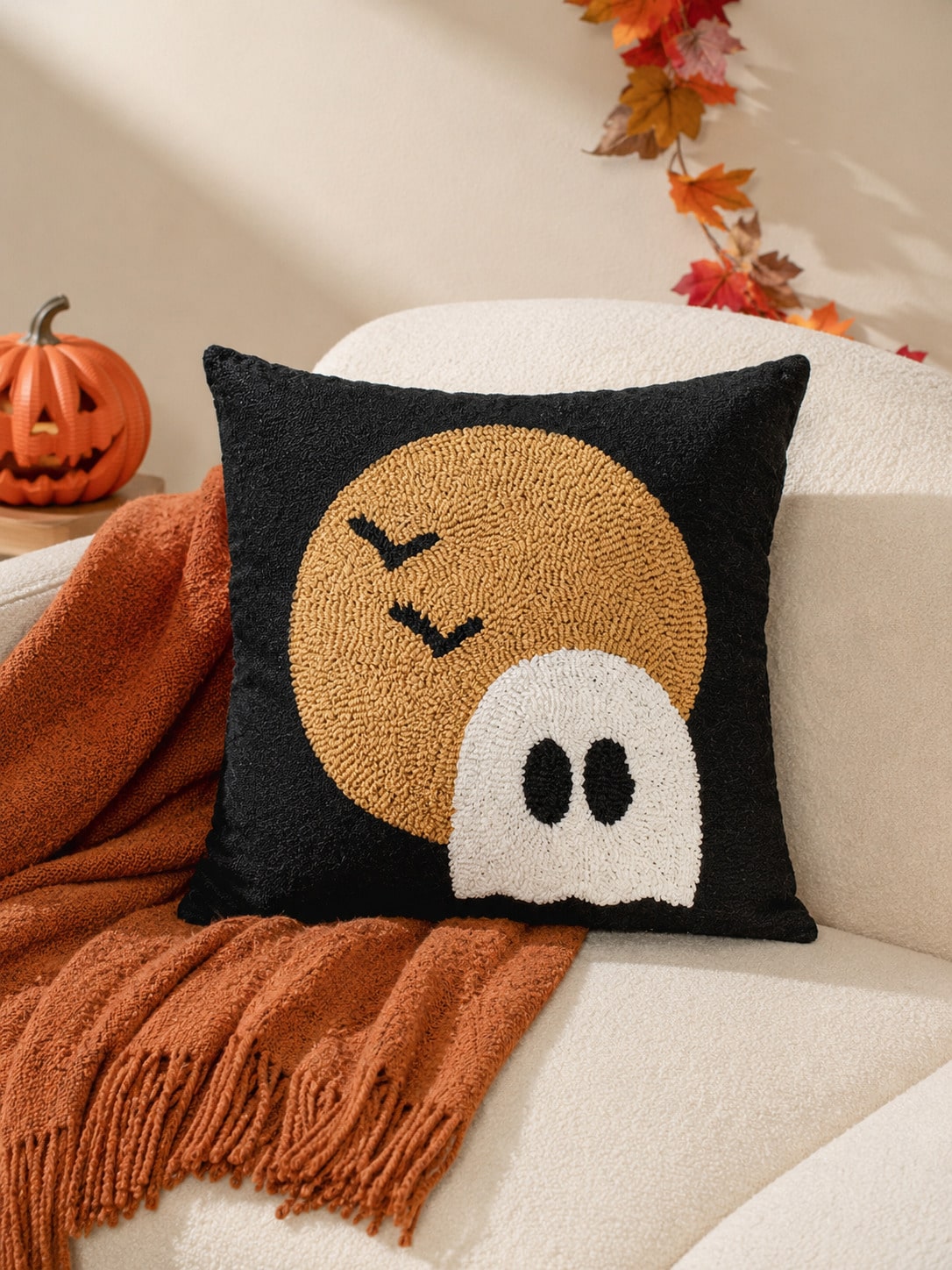 Halloween Decorative Tufted Embroidered Pillowcase 1pc/2pcs Ghost Moon Bat Spooky Pattern Hidden Zipper 45x45cm Trick Or Treat Autumn Decor Pillow Cover (Insert Not Included) Suitable For Sofa Bedroom