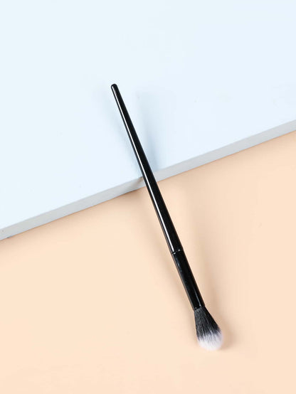 Halo Dye Eyeshadow Brush 1pc Black Flame Eye Makeup Brush Eye Contour Unisex,Eyebrow Brush,Eyeshadow Brush,Spoolie,Spoolie Brush,Giveaways