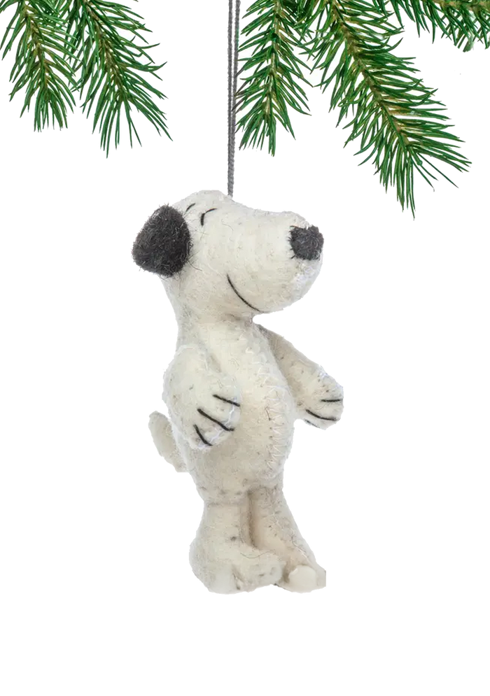 Hand-Sewn Felt Snoopy Ornament - Ben's Garden