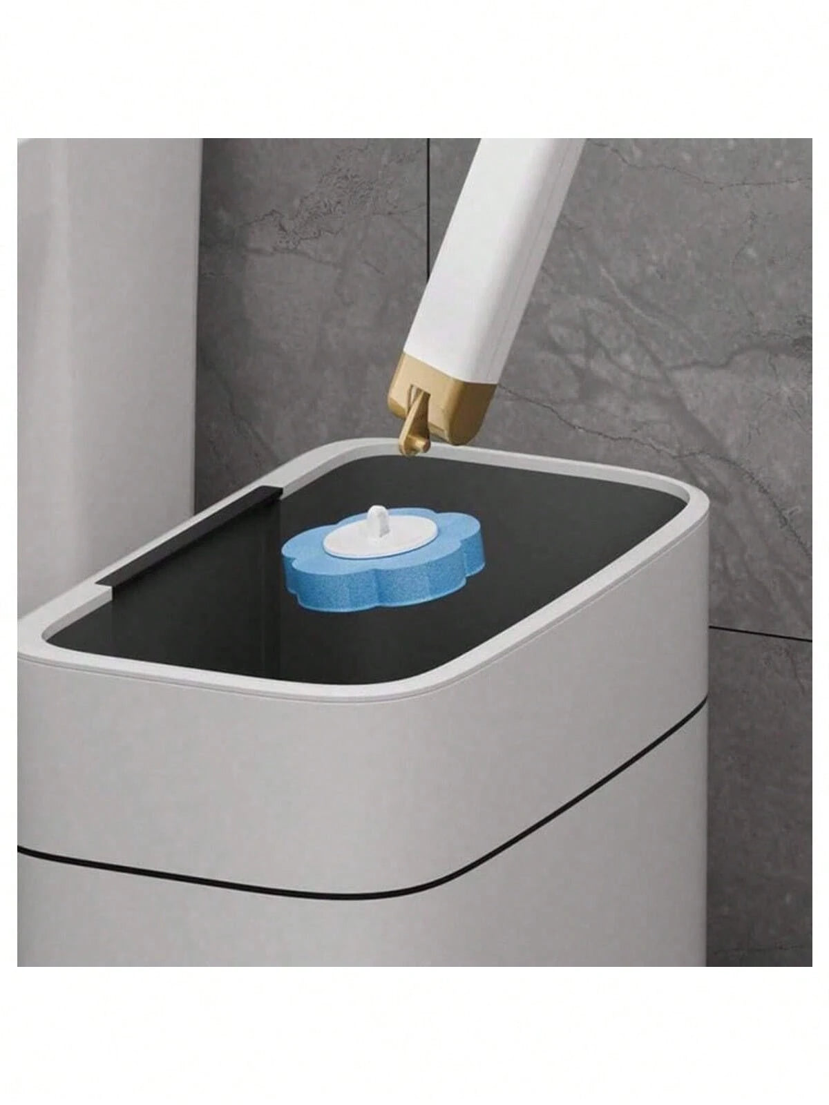 Hygienic Disposable Toilet Brush With Wall Holder – Complete Sanitary Cleaning Set With Long Handle And 24 Replacement Heads