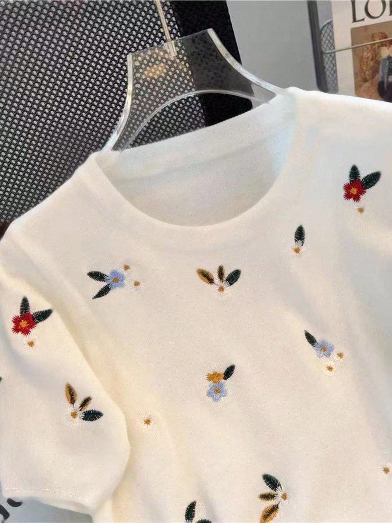 INAWLY Plus Size Women's Floral Embroidery Round Neck T-Shirt, Summer