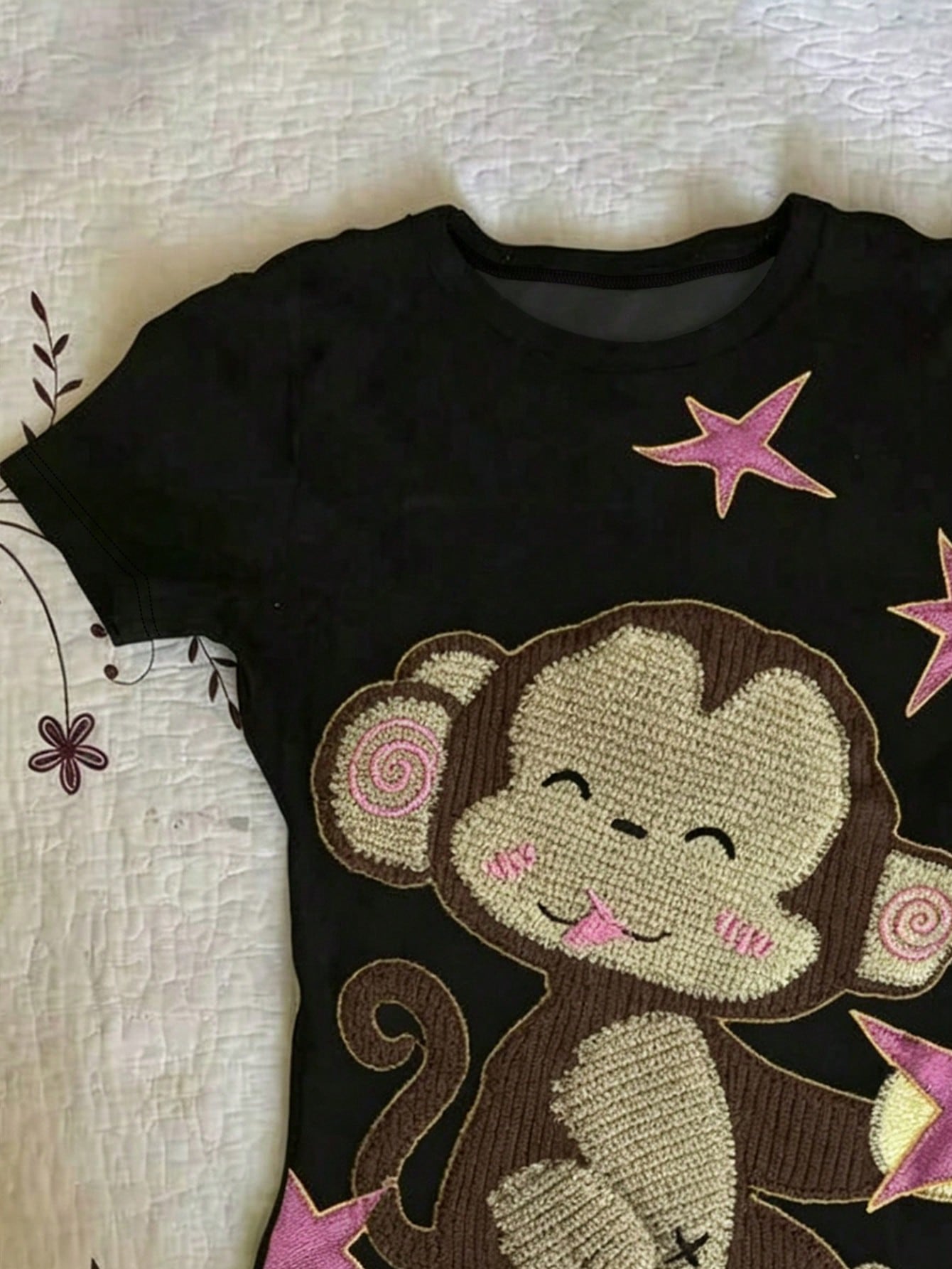 IslaSuriya Plus Size Women's Cartoon Animal Embroidered Round Neck Short Sleeve T-Shirt