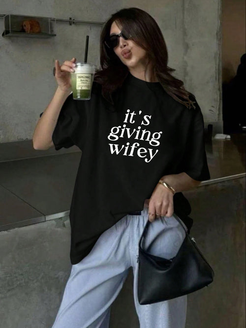 "Its Giving Wifey" Plus Size Crew Neck Short Sleeve T-Shirt- Bride-To-Be T-Shirt, Newlywed T-Shirt, Honeymoon T-Shirt Casual Black Summer