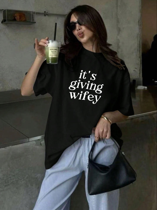 "Its Giving Wifey" Plus Size Crew Neck Short Sleeve T-Shirt- Bride-To-Be T-Shirt, Newlywed T-Shirt, Honeymoon T-Shirt Casual Black Summer