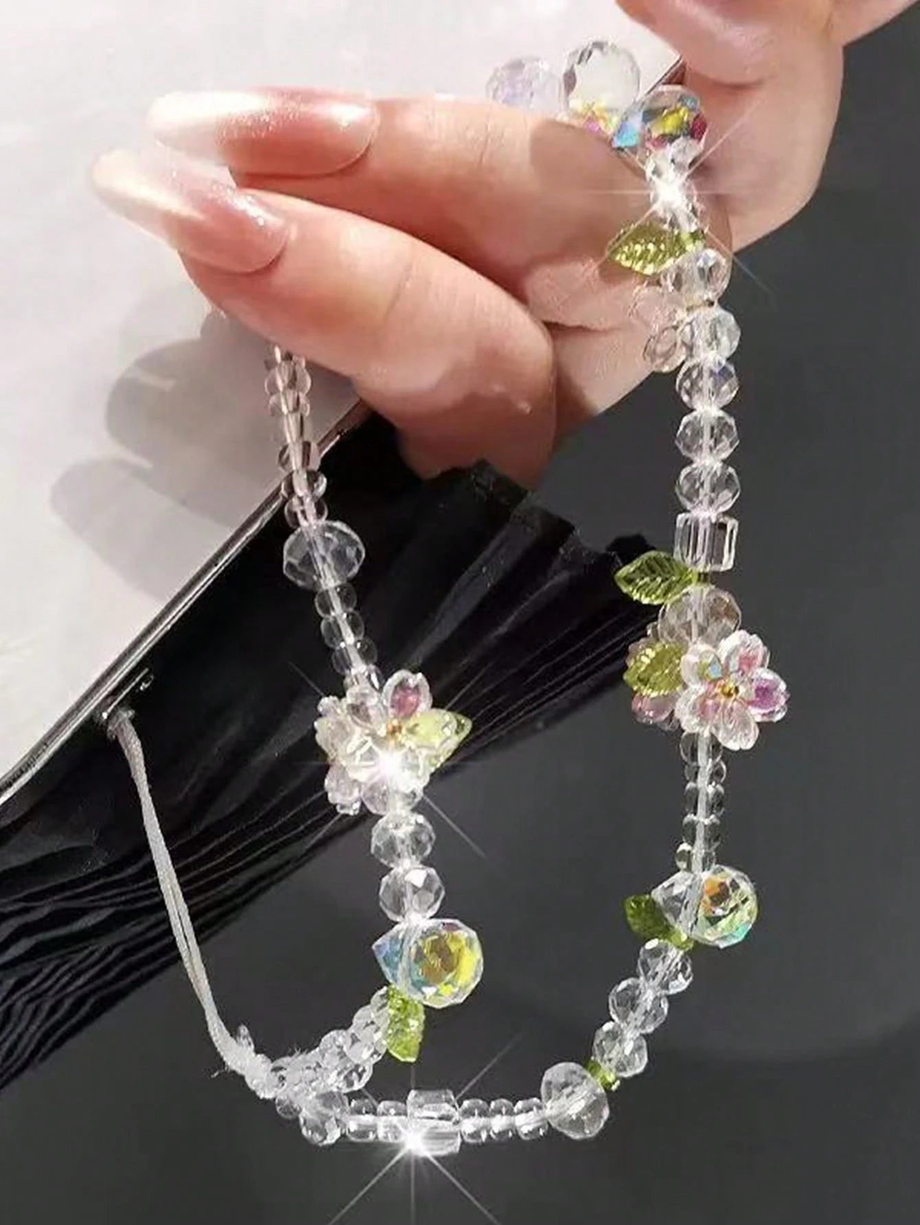 Korean-Style Ins Minimalist Luxury Rhinestone Flower And Leaf Mobile Phone Chain Short-Style Beaded Chain CCD Camera Pendant For Ladies' Wrist Decoration, Mobile Phone Case Hanging String, Bag Hanging
