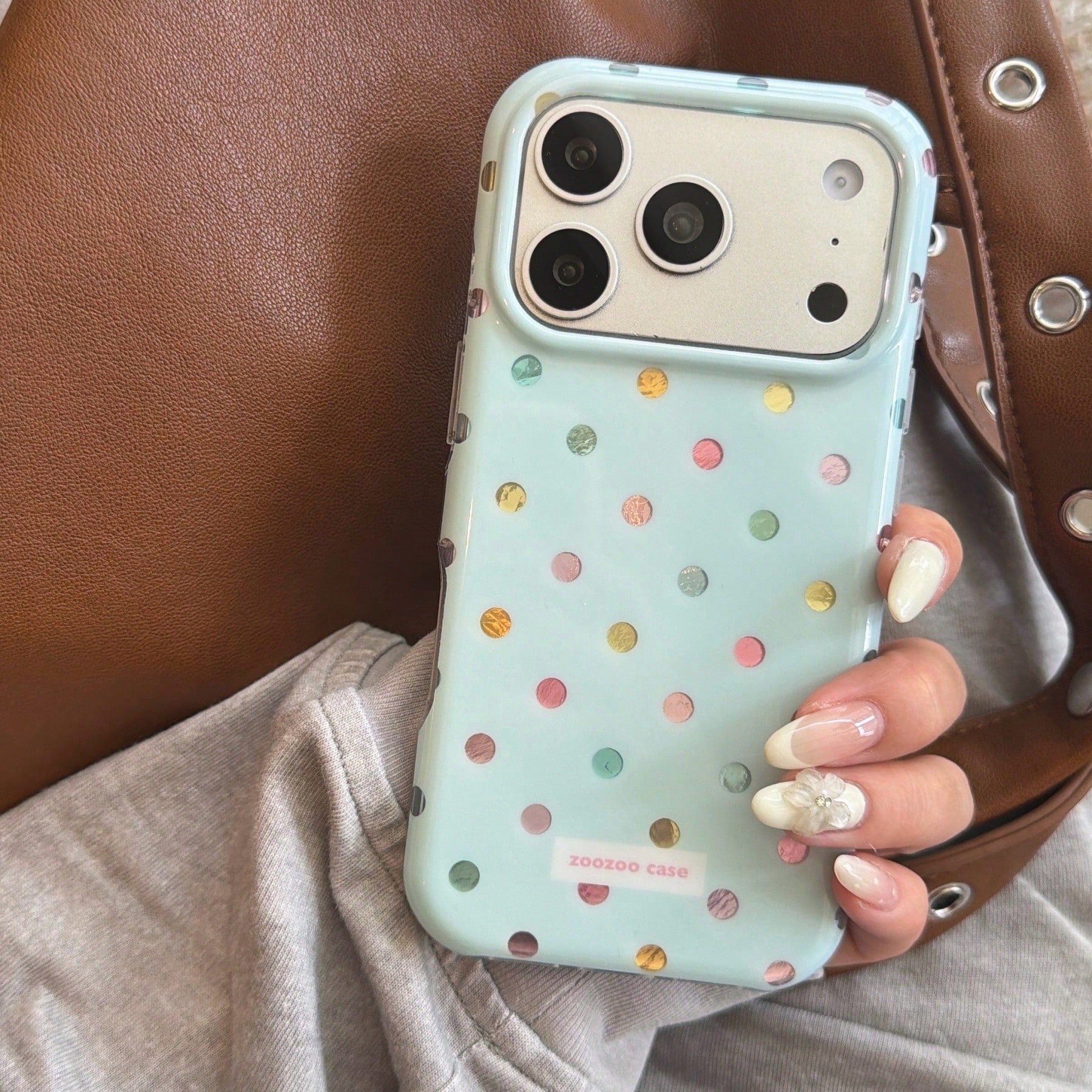 Korean Style Minimalist Round Edge Blue Base Colorful Polka Dot Phone Case Compatible With Apple 17 Pro Max, 16 Pro Max, Cute For Girls, Fashionable Compatible With Iphone 15 Pro, 14, 13