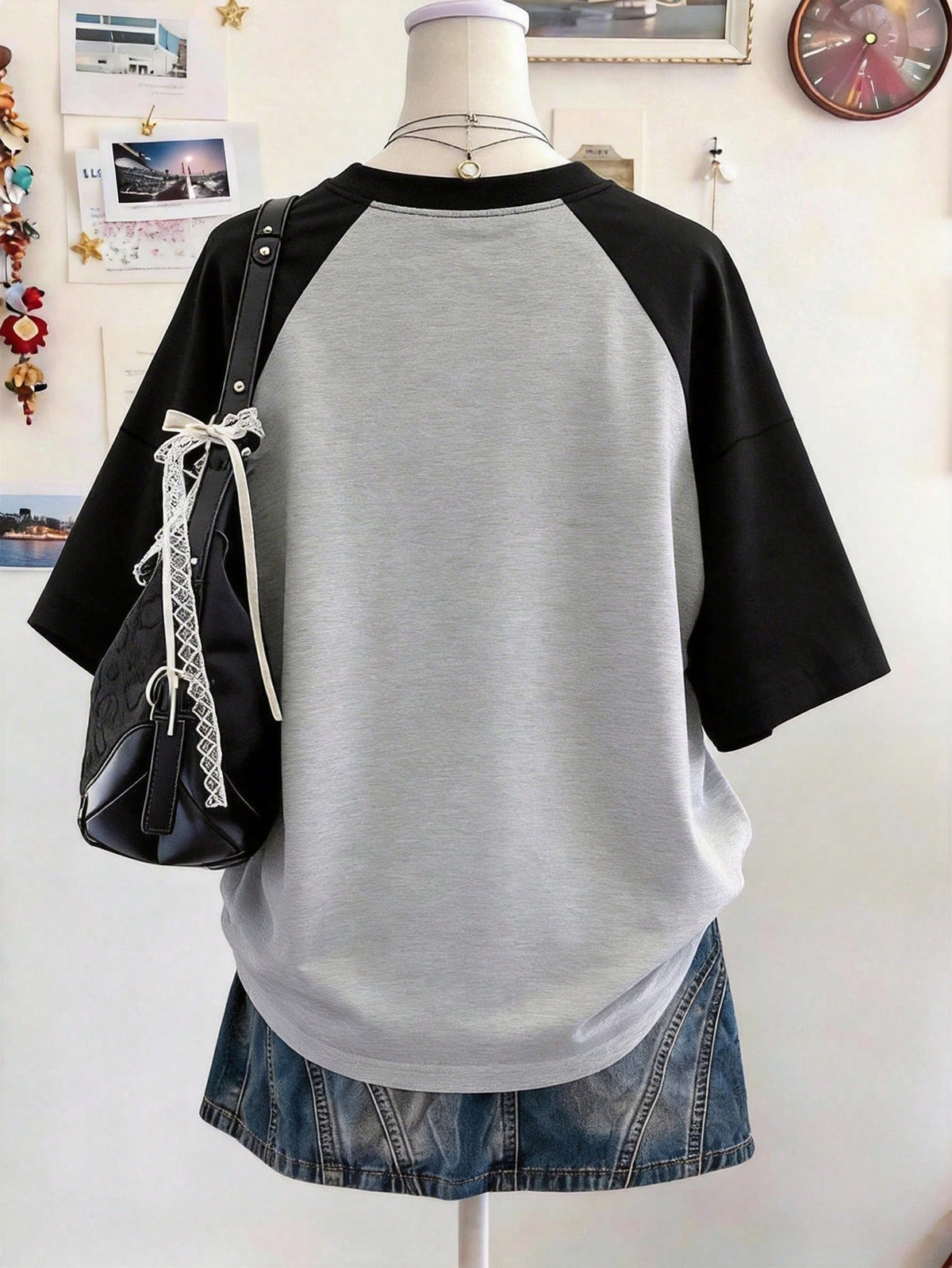 Lalippa Letter Pattern Vertical Stripe Digital Silver Fox Oversized Fashion Minimalist Women's Mid-Length Round Neck Drop Shoulder T-Shirt, Friend's Gift