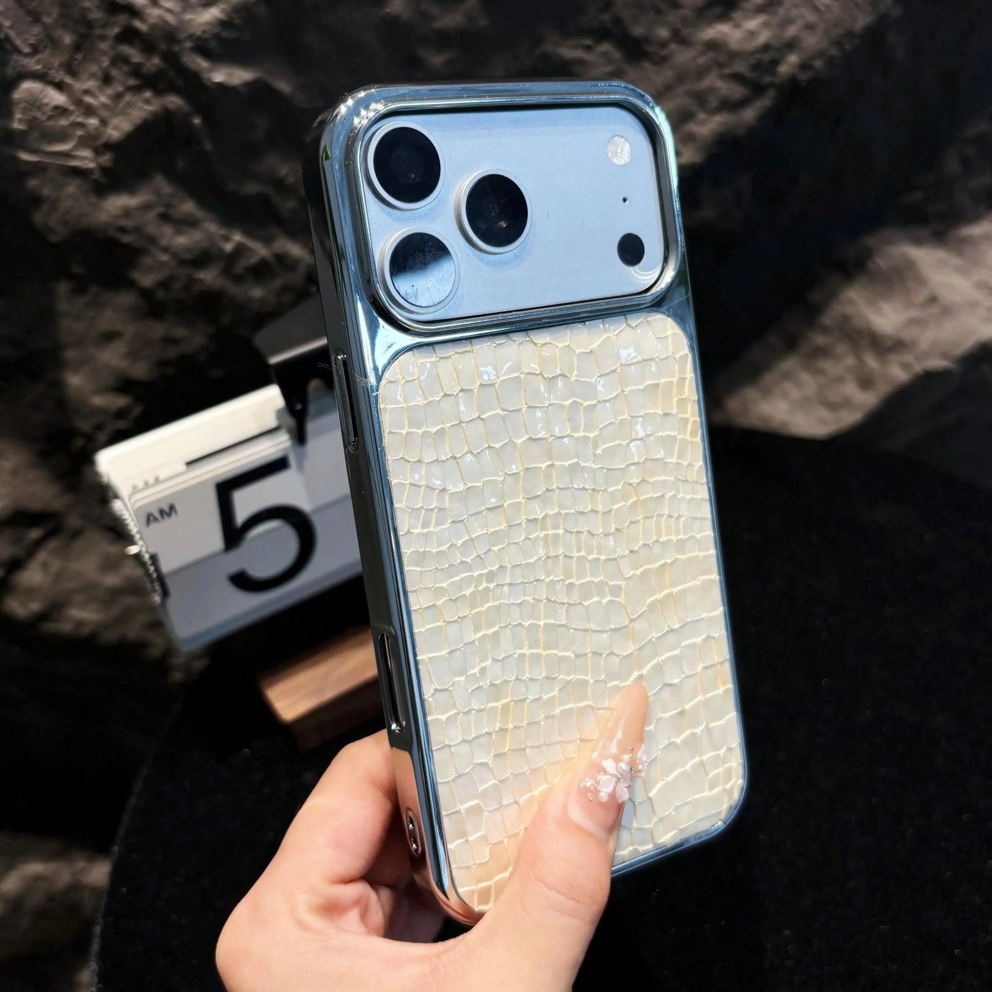 Leather Texture Anti-Drop Protective Case For 17/14 Pro- High-End Phone Accessories, Smartphone Cover For Device Protection Summerwins