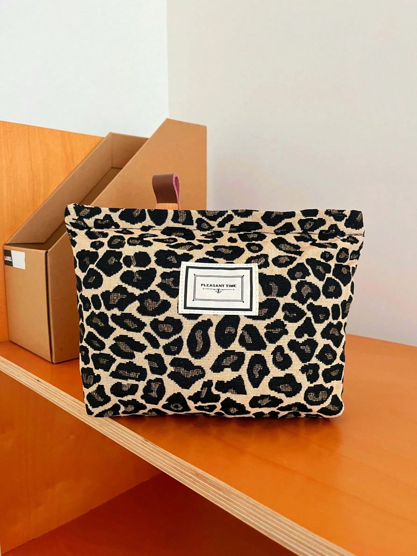 Leopard Print Cosmetic Bag, Clutch, Small Crossbody Bag, Travel Organizer Makeup Organizer Makeup Storage Bag Mini Pouch Travel Small Makeup Case Accessories Make Up Holder Brush Bag Make Up Container