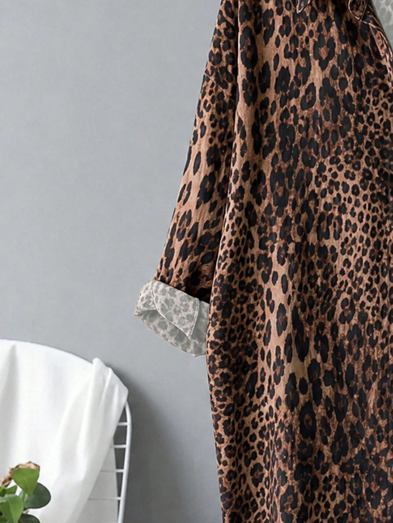 Linhara CURVE Plus Size Women's Leopard Print Single-Breasted Long Loose Fit Shirt Fall