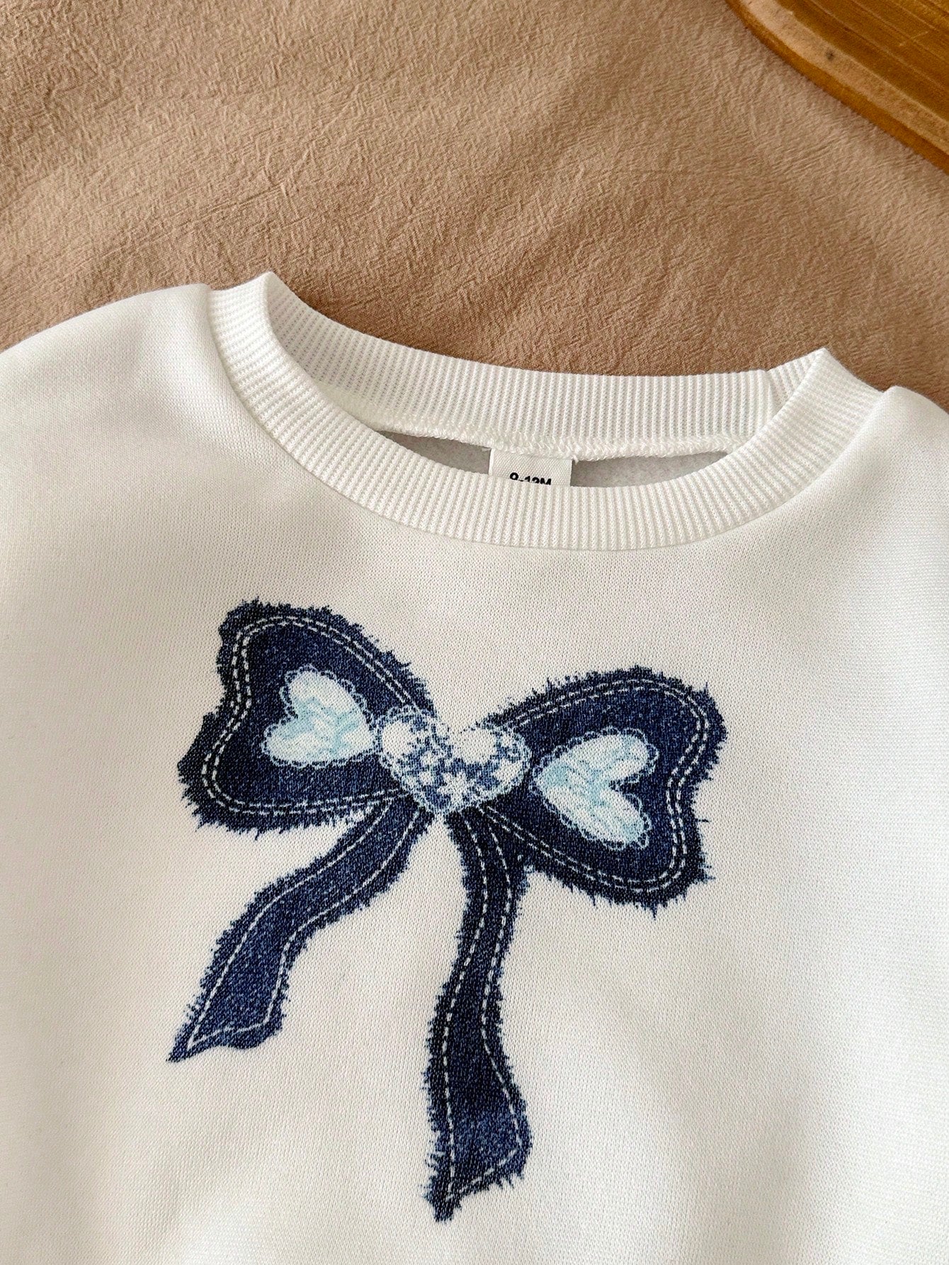 LMoss Kids Baby Girl Bowknot Pattern Print Crew Neck Winter Sweatshirt And Denim Jeans Set Back-To-School White Blue Autumn Cute Baggy Jeans Denim Two Pieces Set