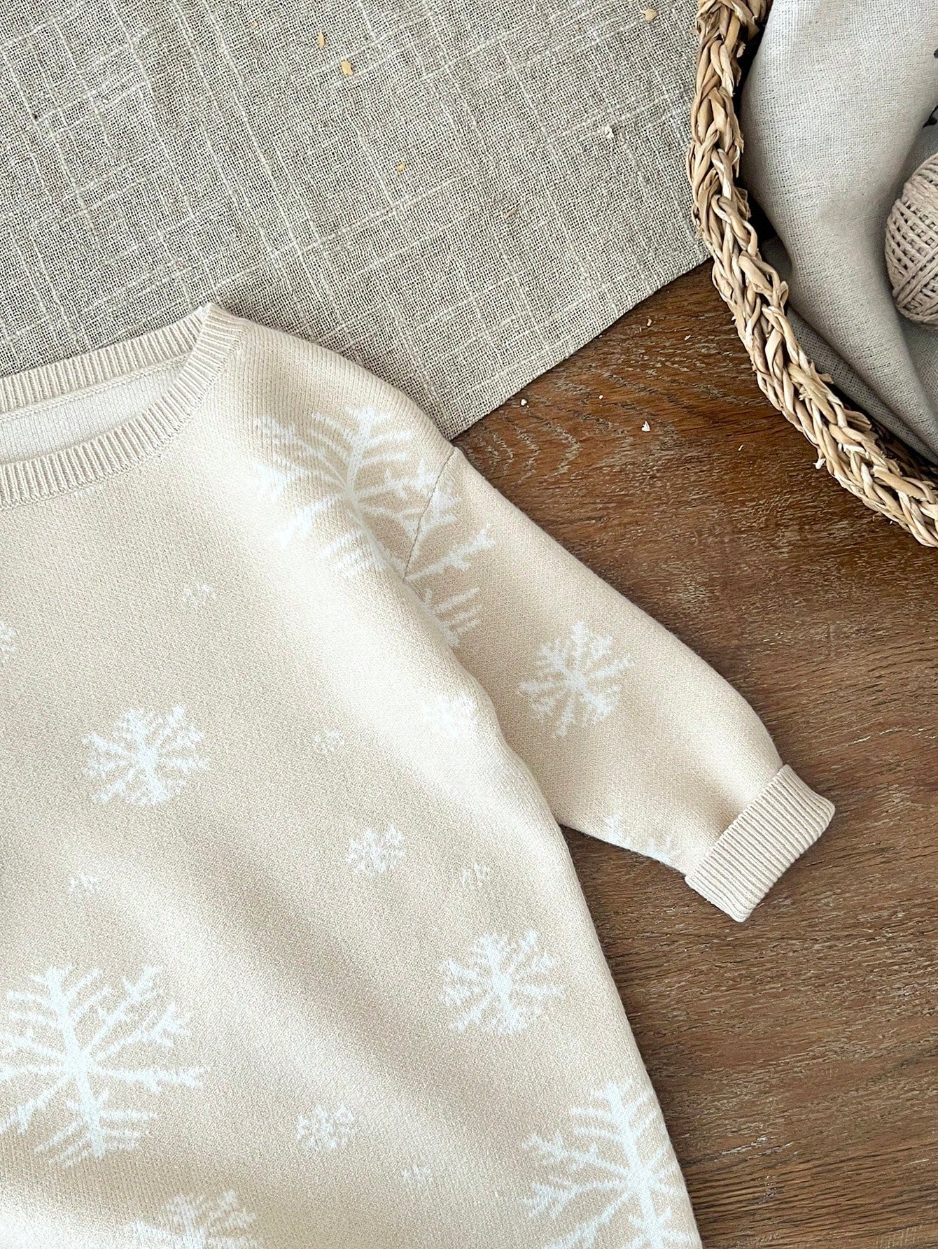 LMoss Kids LMoss Baby Girl Apricot Color Snowflake Pattern Long Sleeve Sweater Dress, Autumn/Winter