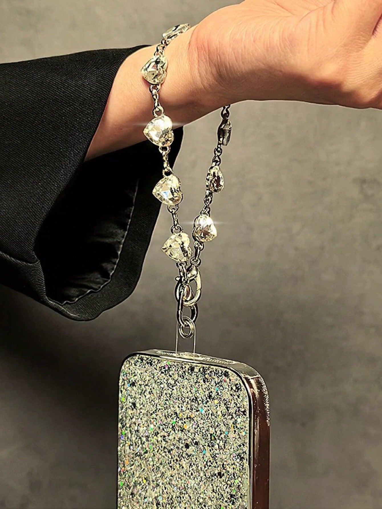 Luxury High-End Crystal Metal Handle Chain, Wristlet Strap, Phone Case, Key Chain, Bag Pendant Gifts For Mother, Family, Friends, Birthday, Holiday Phone Charm, Phone Chain