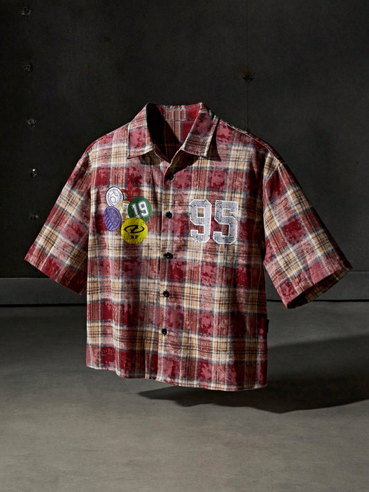 Manfinity RebelGame Men's Loose Plaid Short Sleeve Woven Shirt, Streetwear Ready