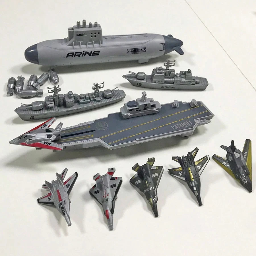 Military Series Aircraft Carrier Battle Group Kit, Learning Military Knowledge, Nuclear Submarine Can Launch Missiles, War Ship Can Launch Fighter Jets, Children Toys, Christmas Gift