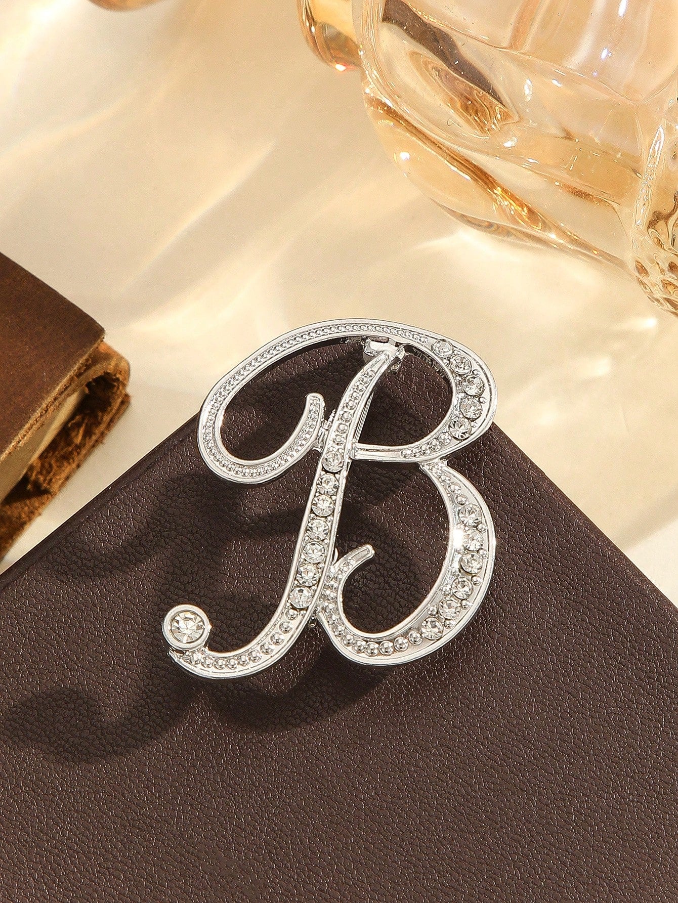 Minimalist 26 Letter Crystal Brooch, Geometric Versatile Lapel Pin For Women Clothing & Bag Accessories