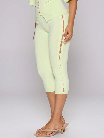 MUSERA Green Knitted Button Side Fitted Capri Pant
